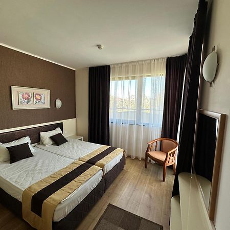 Hotel Capri Nesebar Esterno foto